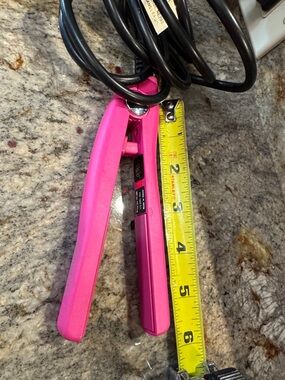 Hot Pink Mini Hair Straightener